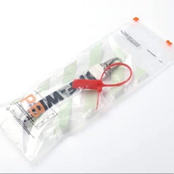 🎉HP🎉🔥Off White-AUTHENTIC-Unisex Lanyard Key Chains🔥 - Picture 2 of 16